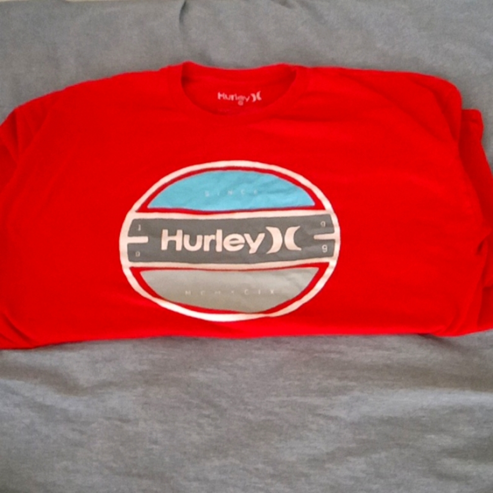 Hurley red T-shirt